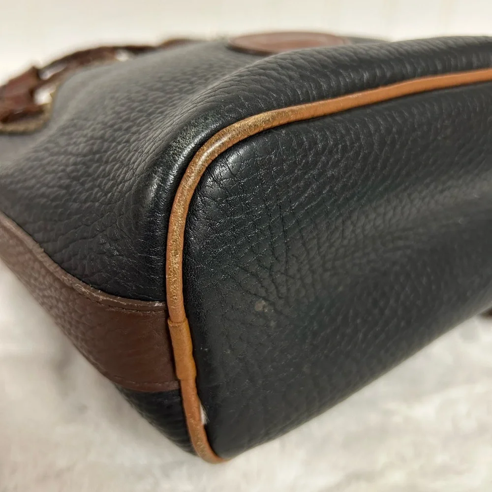 Dooney & Bourke VINTAGE Teton Bucket Bag - Picture 13 of 13